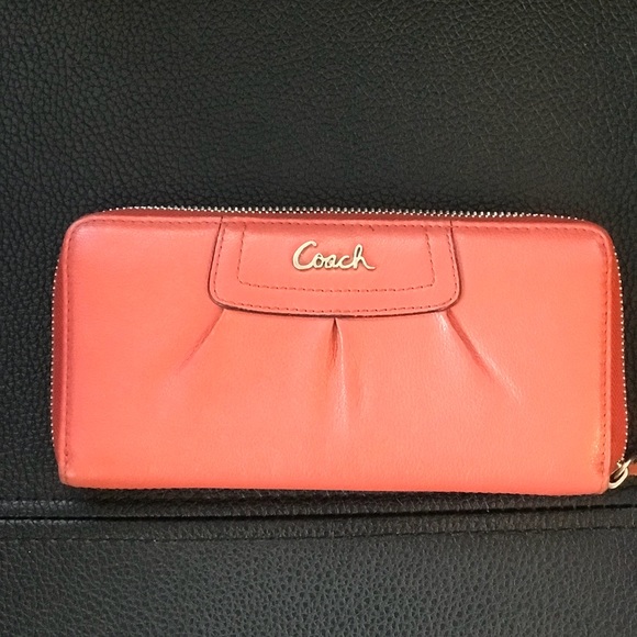 Coach Ashley “Tea Rose” zip around wallet - Picture 1 of 3